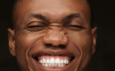 How Can a Waxhaw Teeth Whitening Dentist Brighten Your Smile?