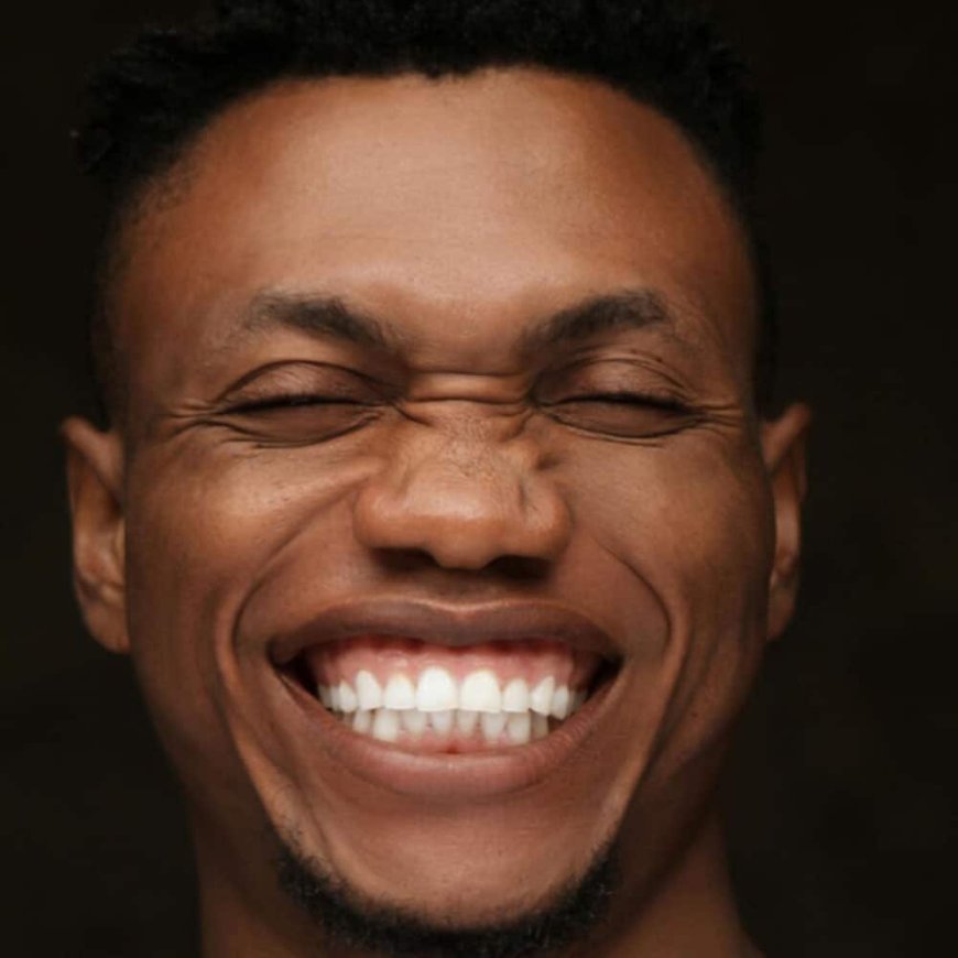 How Can a Waxhaw Teeth Whitening Dentist Brighten Your Smile?