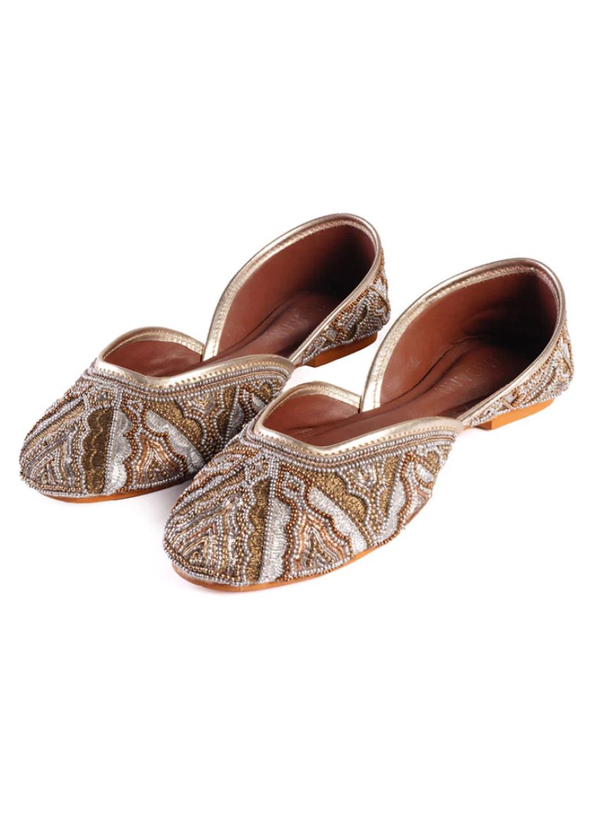 Heels for Women: Style, Tradition, and Everyday Comfort Combined